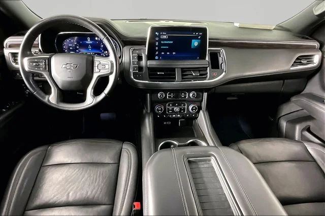Used 2023 Black Chevrolet Z71 image 7