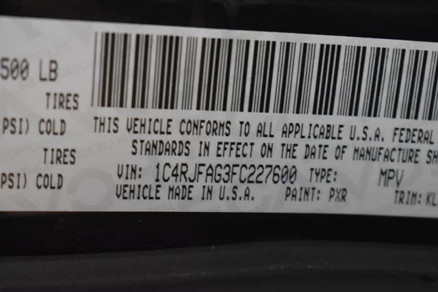 Used 2015 Black Jeep Altitude image 38