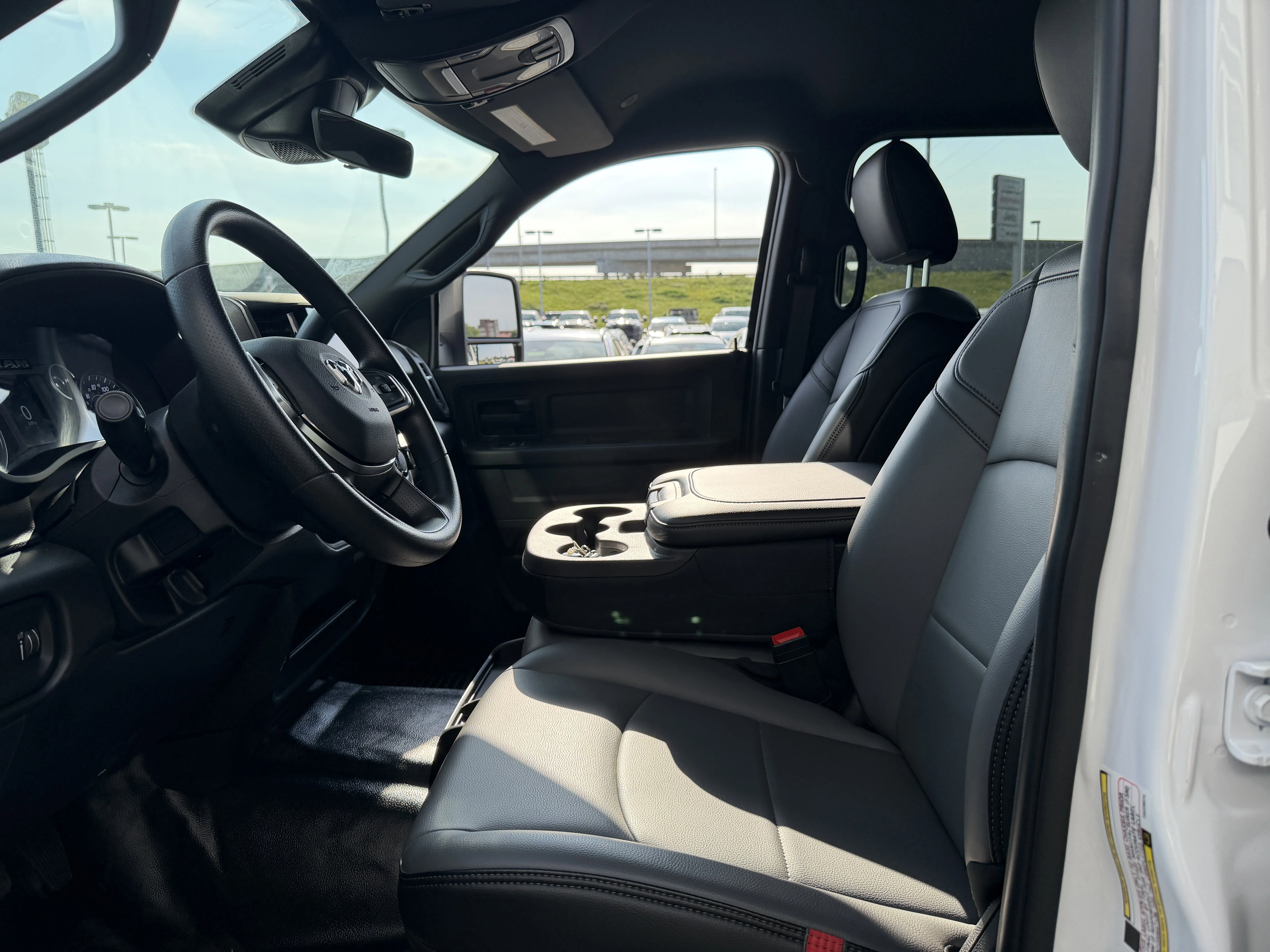 2026 RAM 3500 Chassis Tradesman - Photo 27