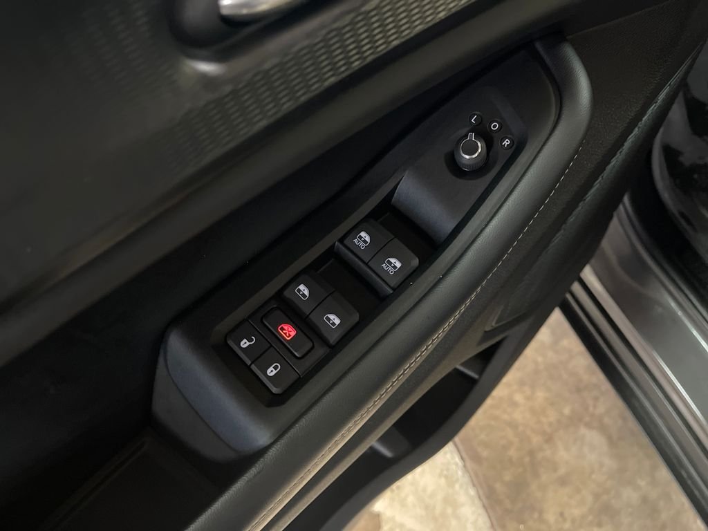 Certified Used 2025 Gray Jeep Altitude image 16
