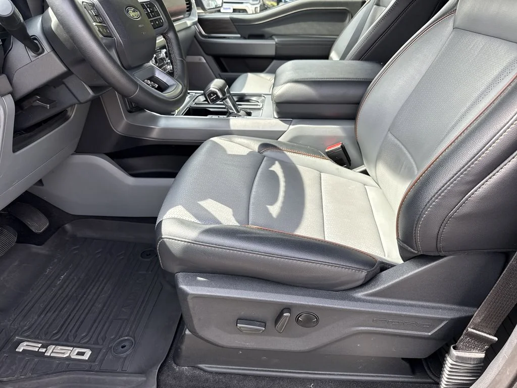 Used 2025 Gray Ford Lariat image 22