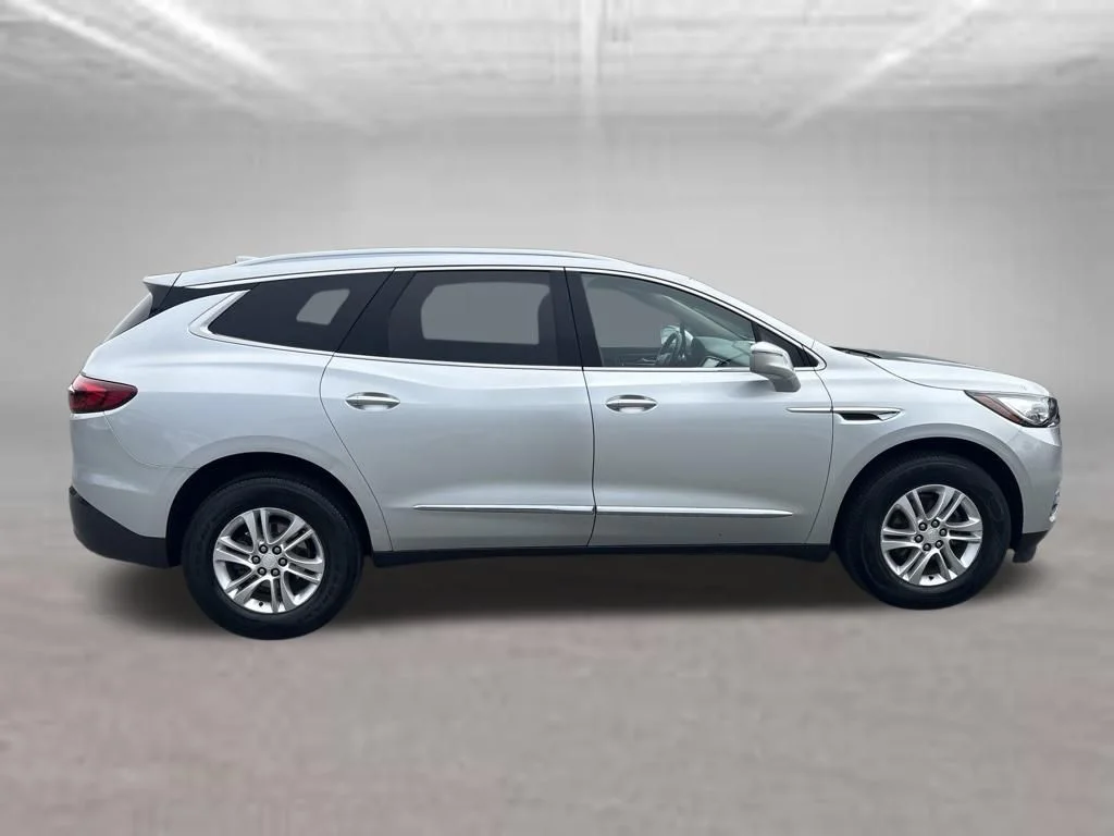Used 2019 Silver Buick Essence image 6