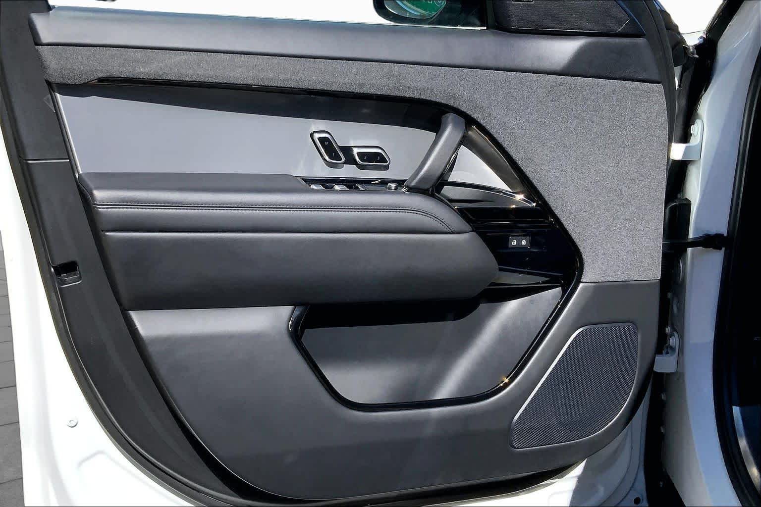2024 Land Rover Range Rover Sport SE - Photo 20