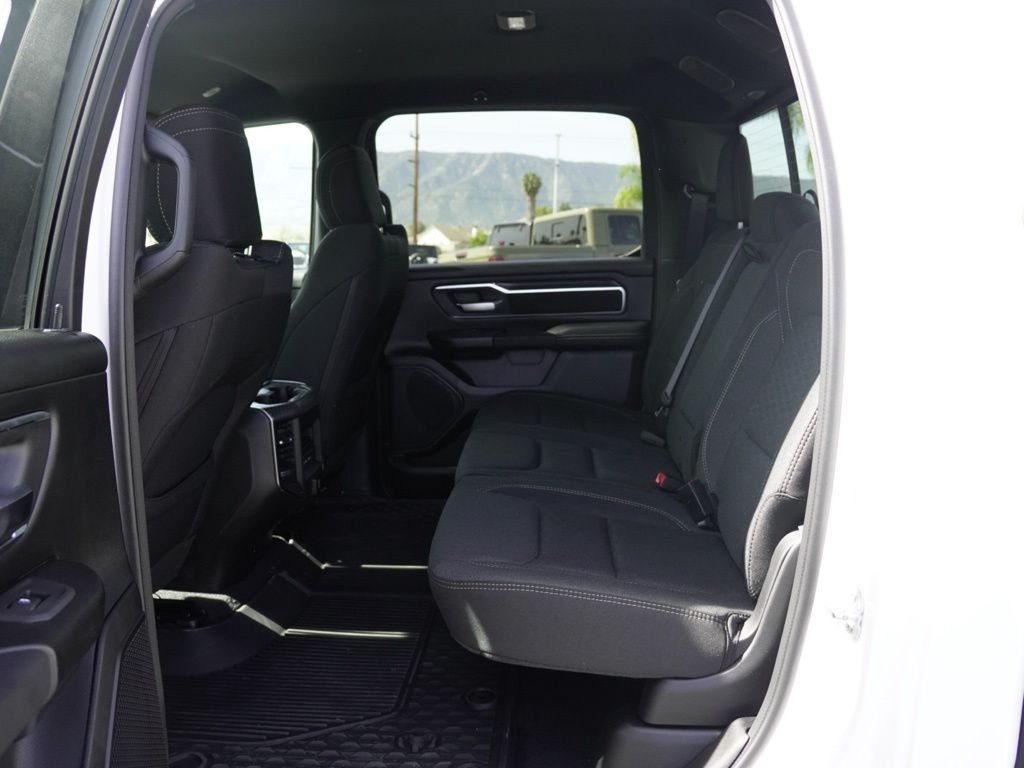 New 2026 Bright White Clear-Coat Exterior Paint RAM Big Horn/Lone Star image 20