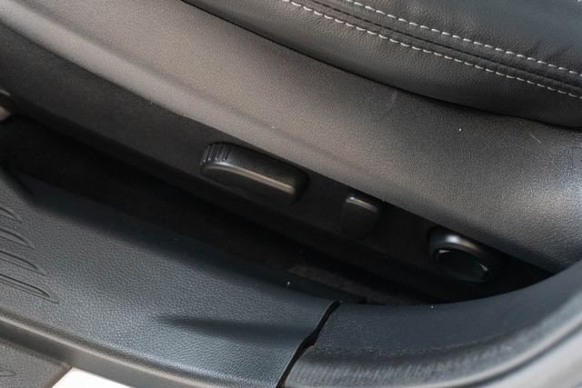 Used 2021 Silver Subaru Limited image 16