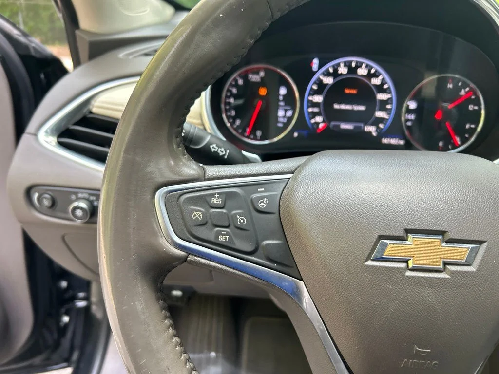 Used 2020 Black Chevrolet Premier image 23