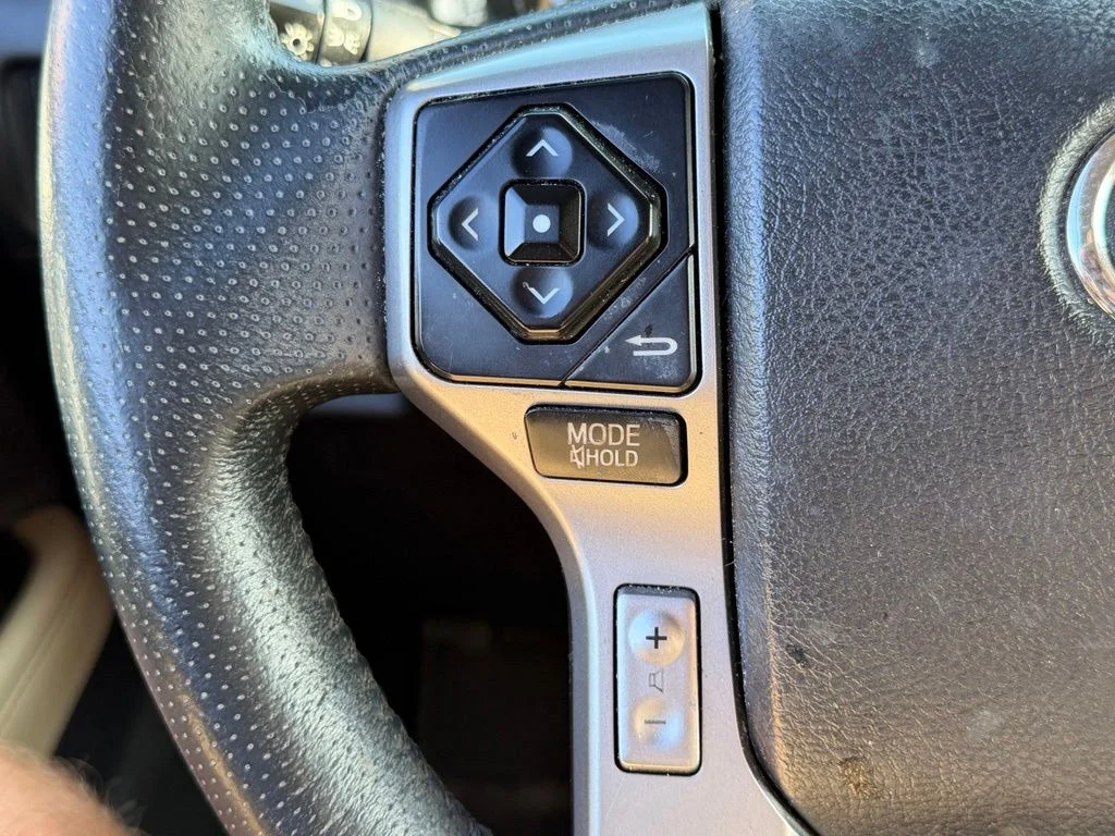 Used 2019 White Toyota SR5 image 29