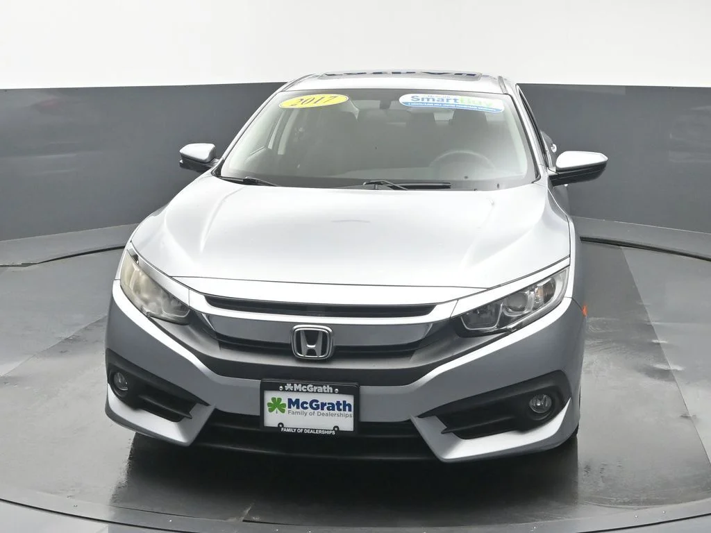 Used 2016 Silver Honda EX-T image 6