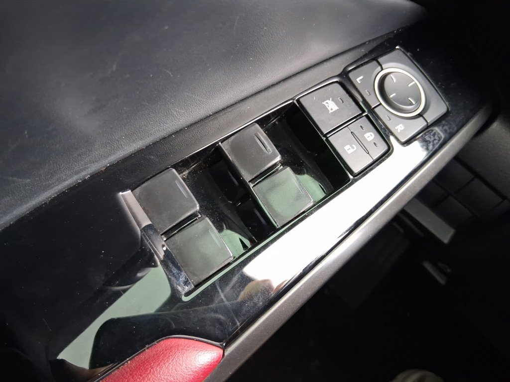 2021 Lexus IS 300 - Photo 26