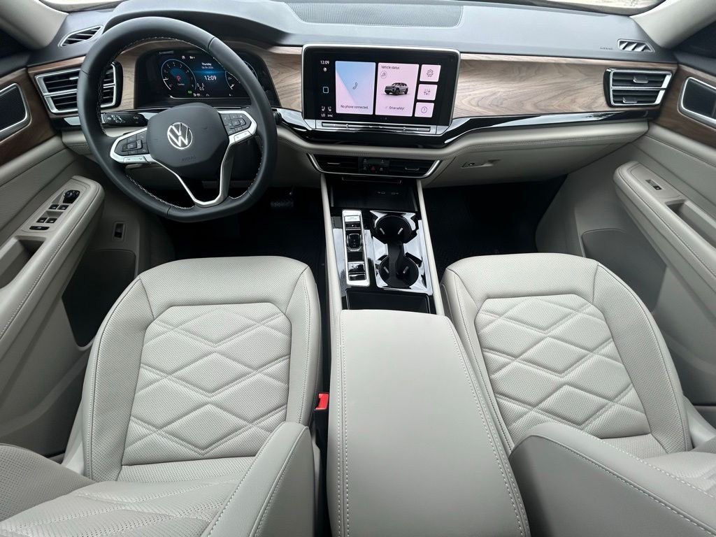 New 2026 Black Volkswagen SE w/Technology image 9