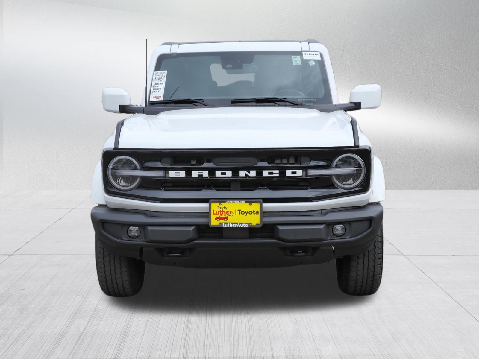 Used 2023 Ford Bronco 4-Door Outer Banks with VIN 1FMEE5DP8PLB89495 for sale in Golden Valley, Minnesota