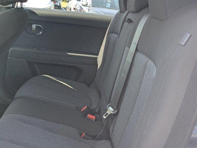 2025 Hyundai IONIQ 5 SE - Photo 16