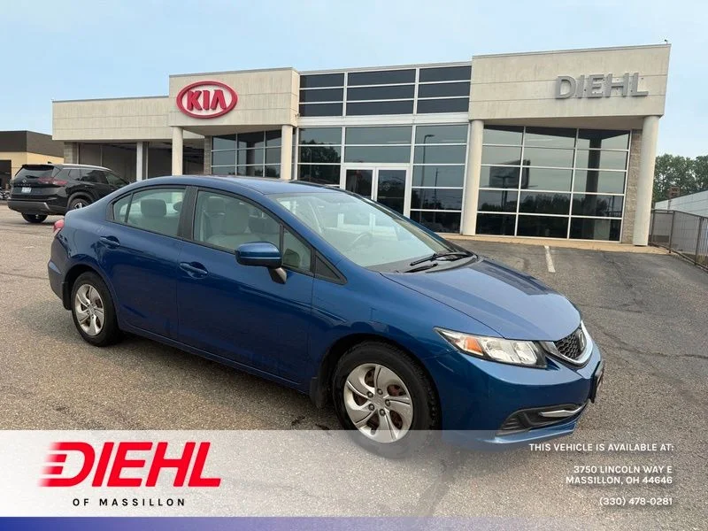 Used 2015 Blue Honda LX image 1