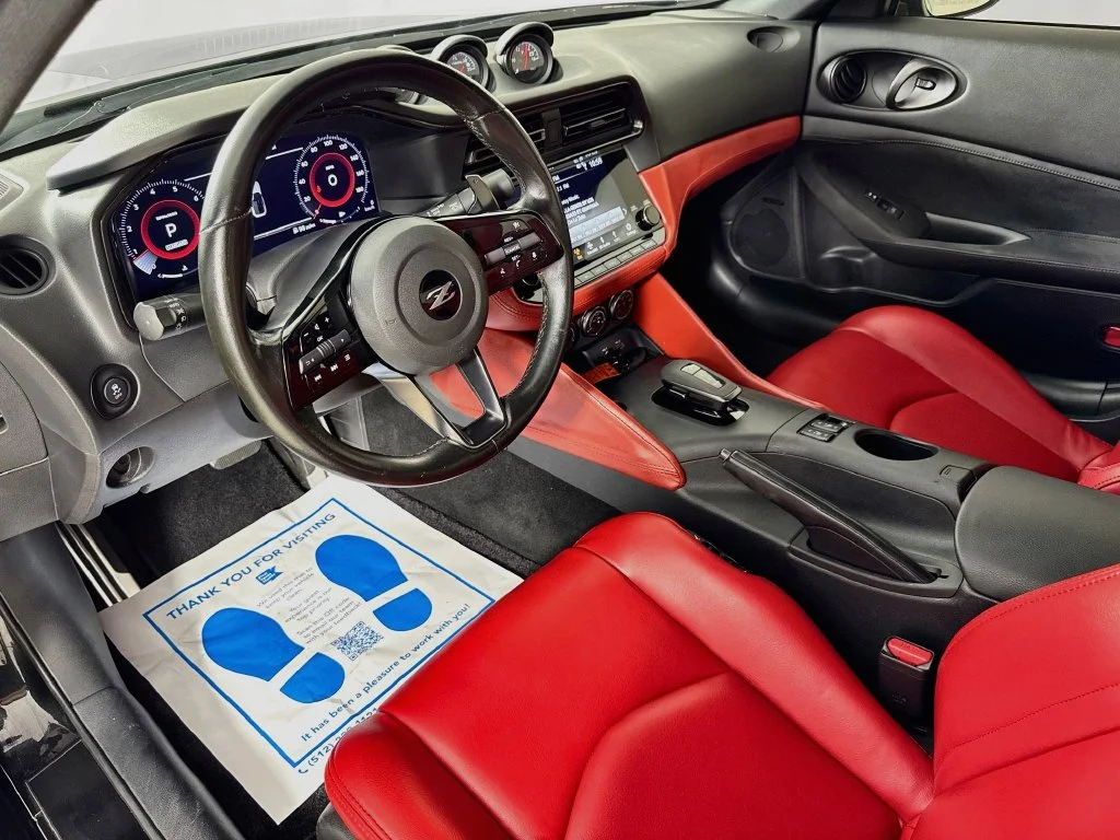 Used 2024 Black Nissan Performance image 9