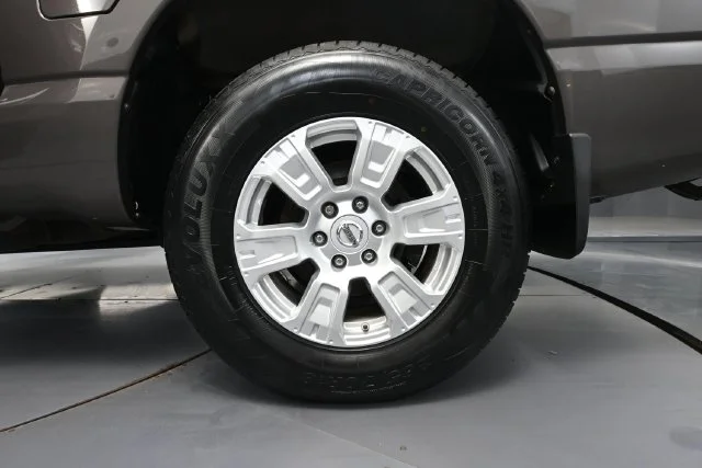 Used 2018 Brown Nissan SV image 10