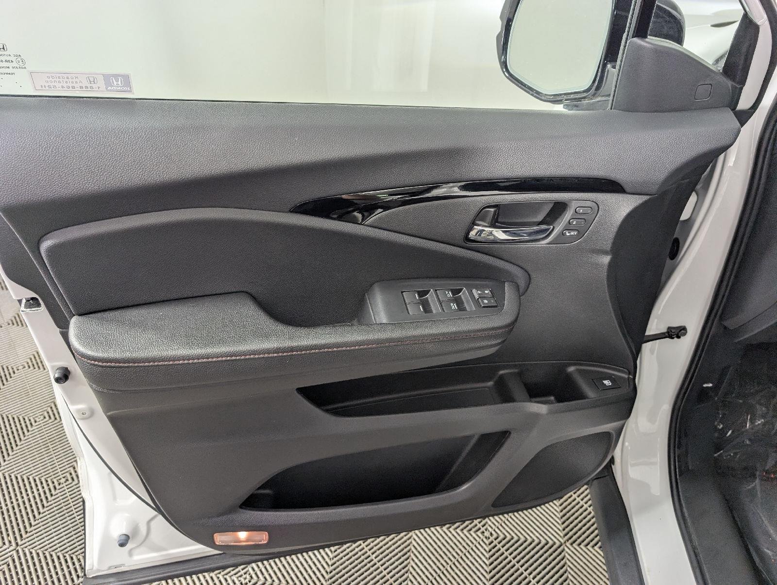 2024 Honda Ridgeline Black Edition - Photo 10