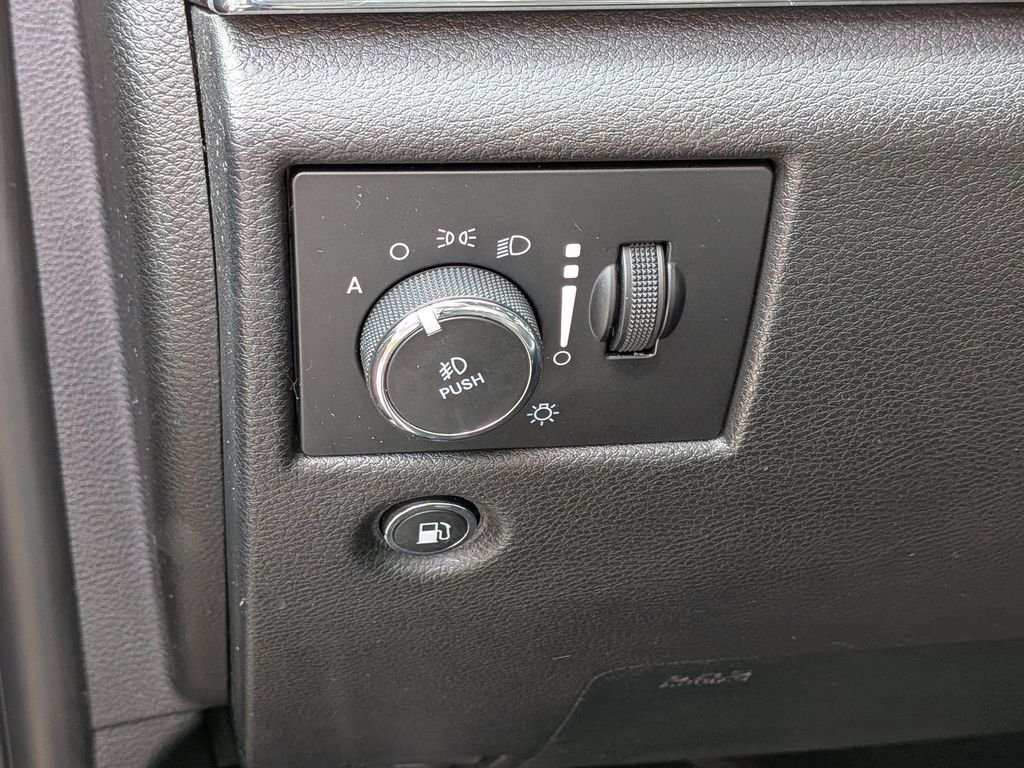 Used 2021 Blue Jeep Limited image 16