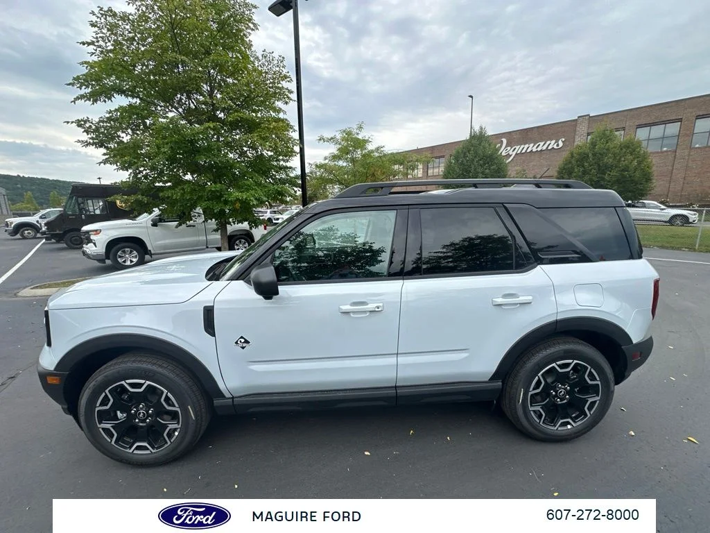 New 2026 Space White Metallic Ford Outer Banks® image 7