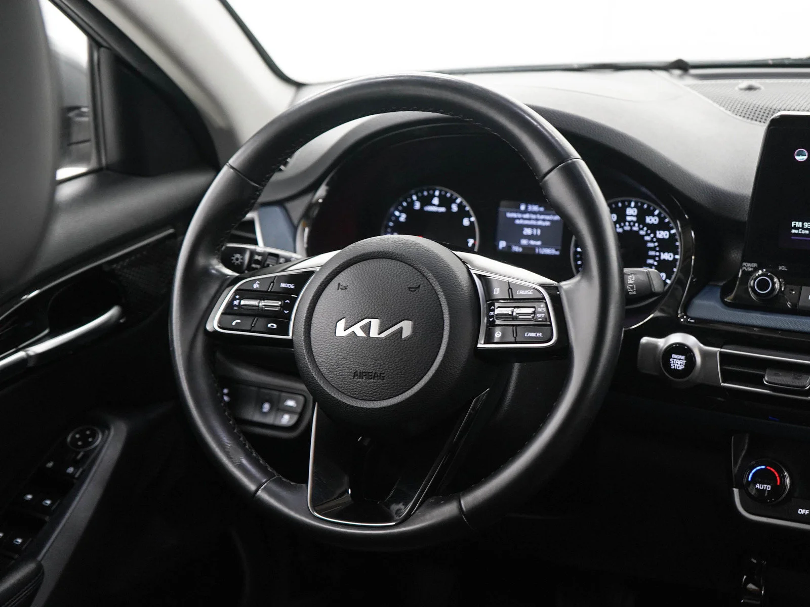 Used 2022 Steel Gray Kia Nightfall DCT AWD image 15