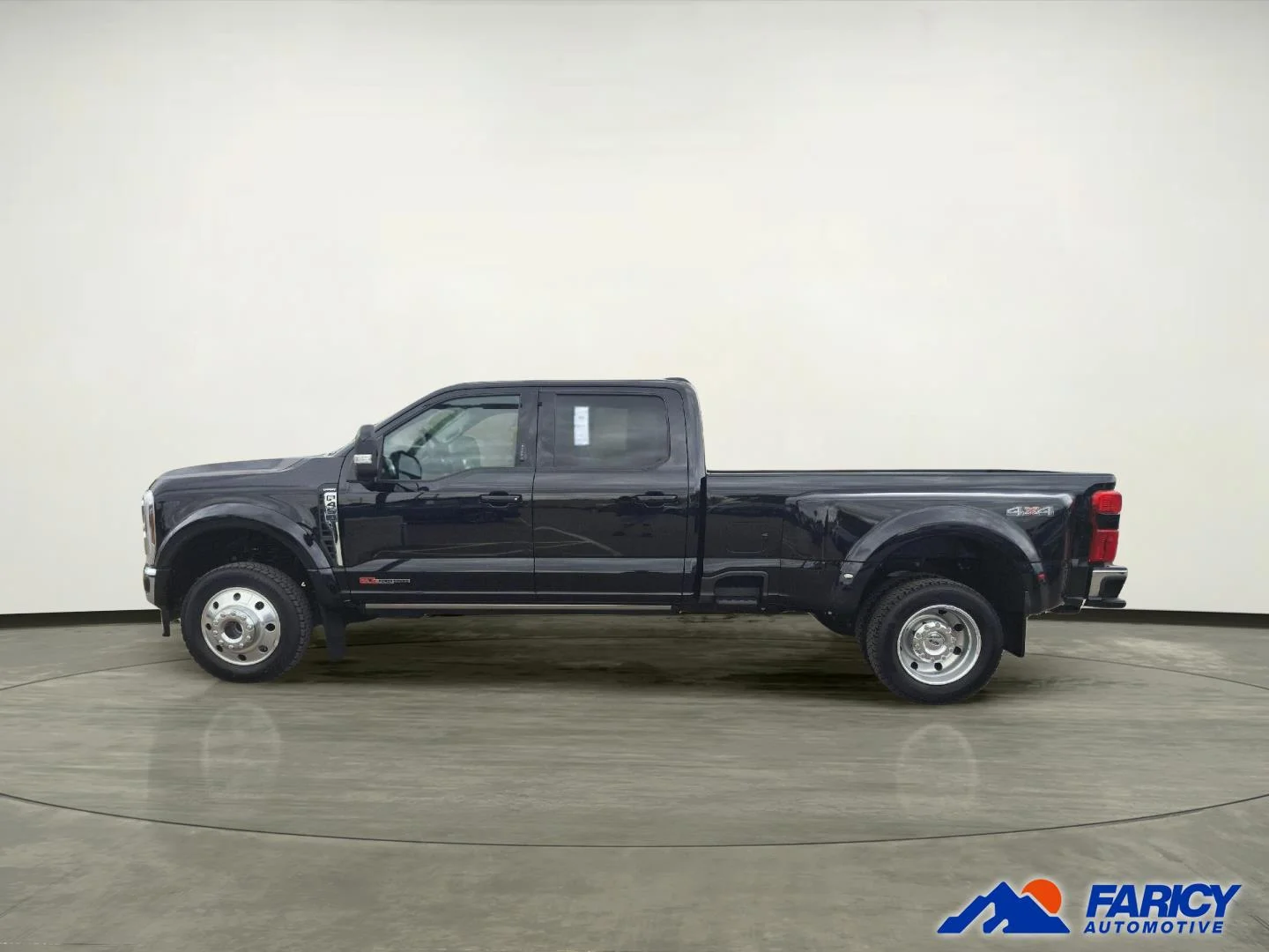 Used 2024 Agate Black Ford LARIAT image 2