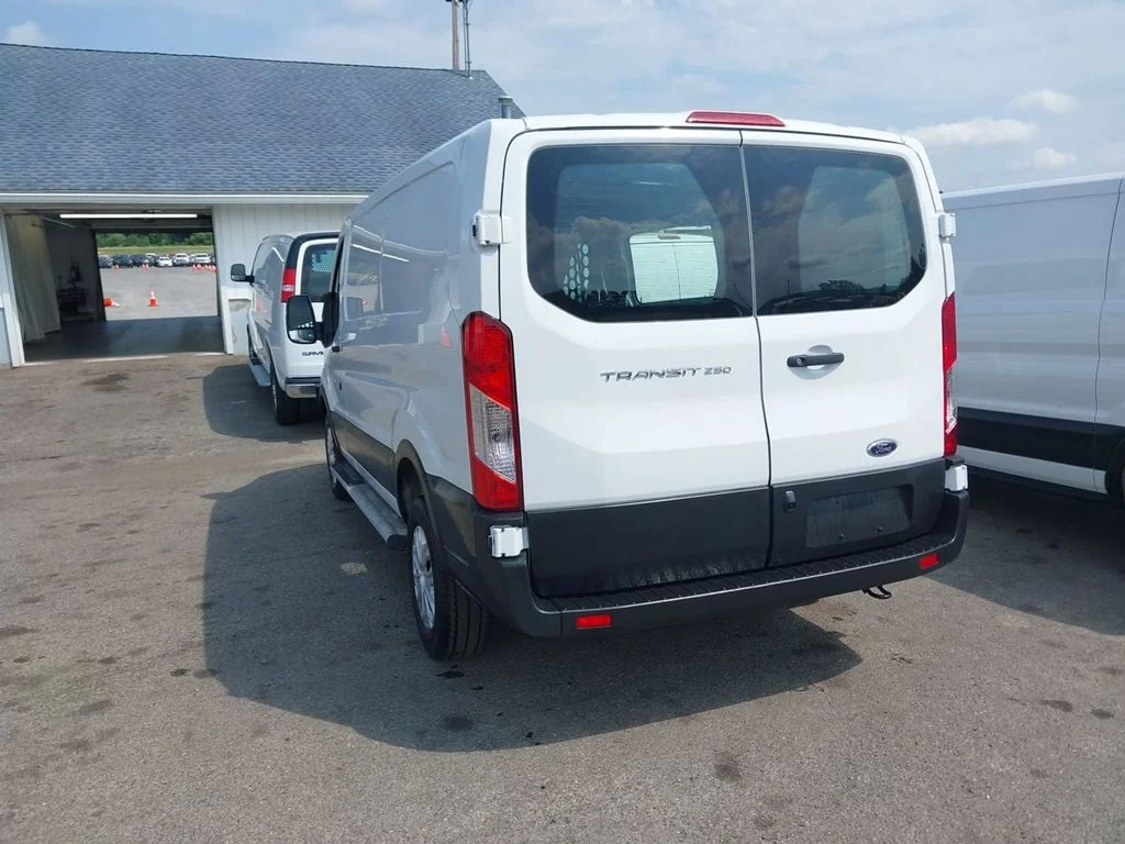 Used 2025 White Ford Base image 3