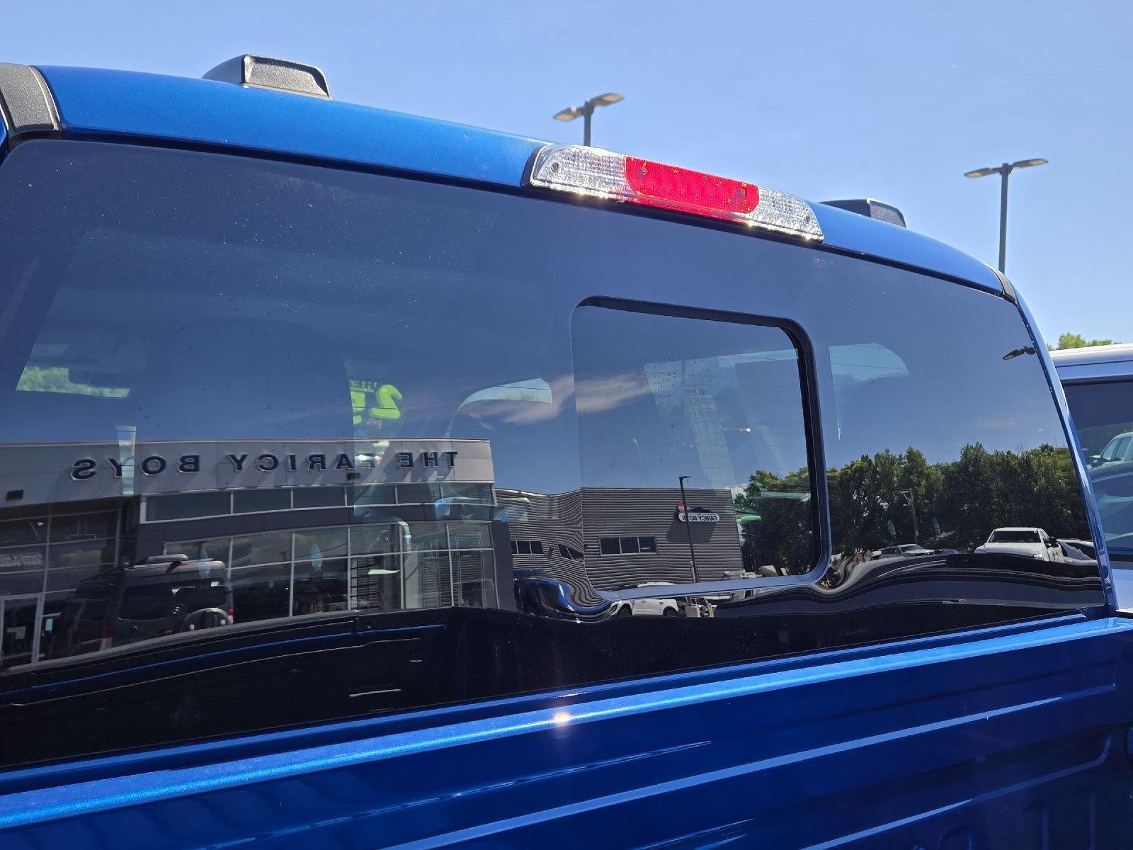 Used 2025 Atlas Blue FORD XLT image 15