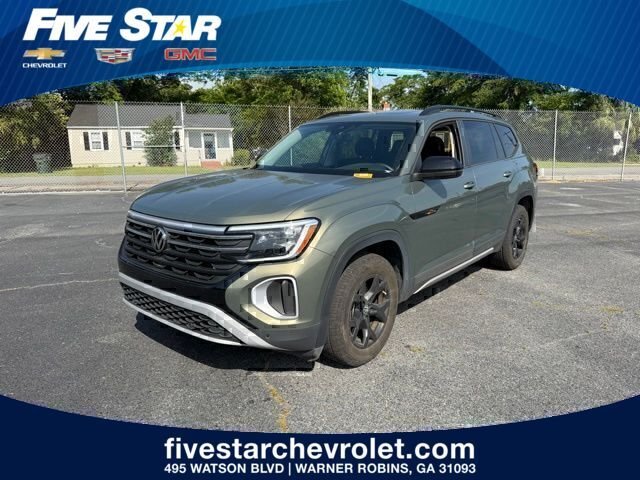 2024 Volkswagen Atlas 2.0T Atlas Peak Edt SE w/Tech 4MOTION's photo