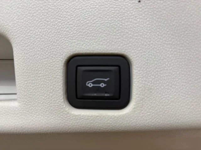 New 2026 Glacier White Tricoat GMC Denali image 20