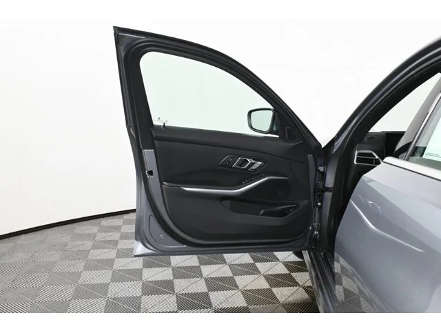 New 2026 Skyscraper Grey Metallic BMW 330i xDrive image 23
