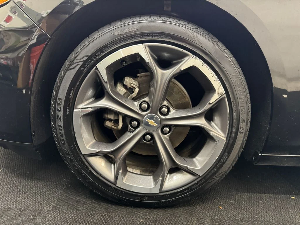 Used 2023 Black Chevrolet LT image 12