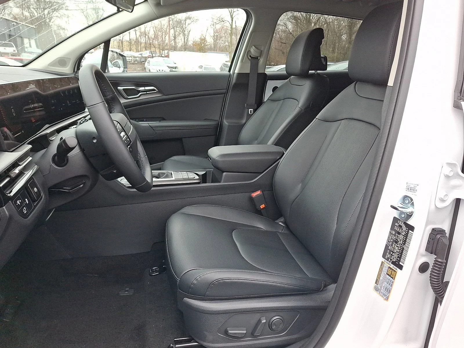 New 2026 Glacial White Pearl Kia EX image 7