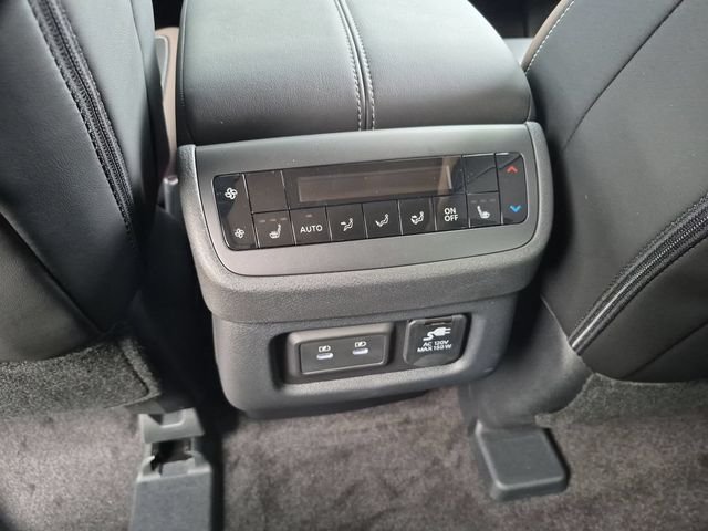 New 2026 Gun Metallic Nissan Platinum image 22