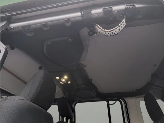 Used 2020 Billet Silver Metallic Clearcoat Jeep Unlimited Sport S image 18