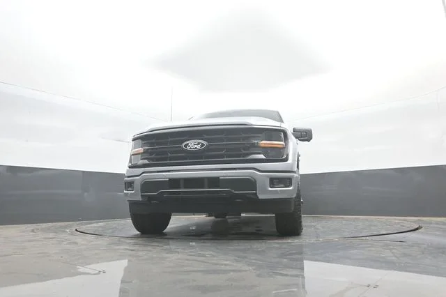 New 2026 Iconic Silver Metallic Ford XLT image 27