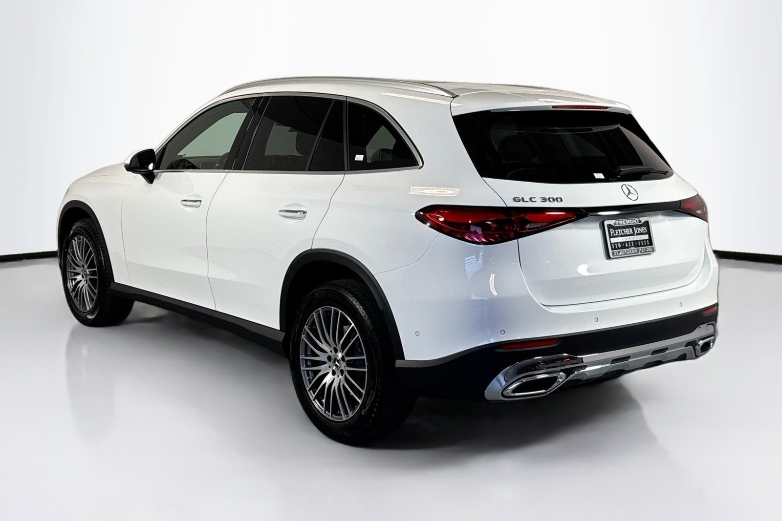 New 2026 Polar White Mercedes-Benz GLC 300 image 7