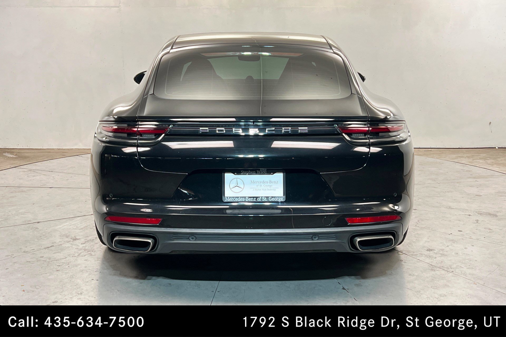 2017 Porsche Panamera 4 - Photo 5