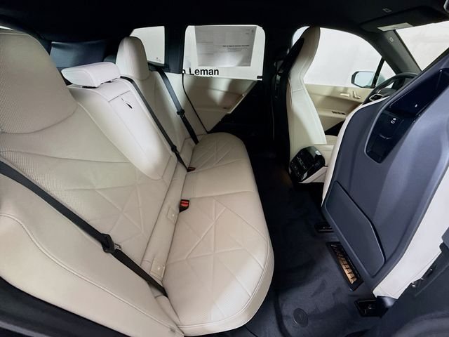 2026 BMW iX 45 - Photo 26