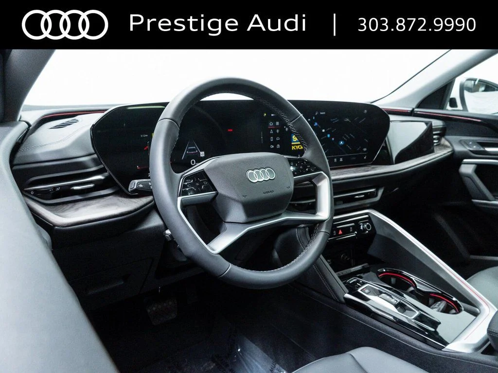 2025 Audi Q5 Premium - Photo 13