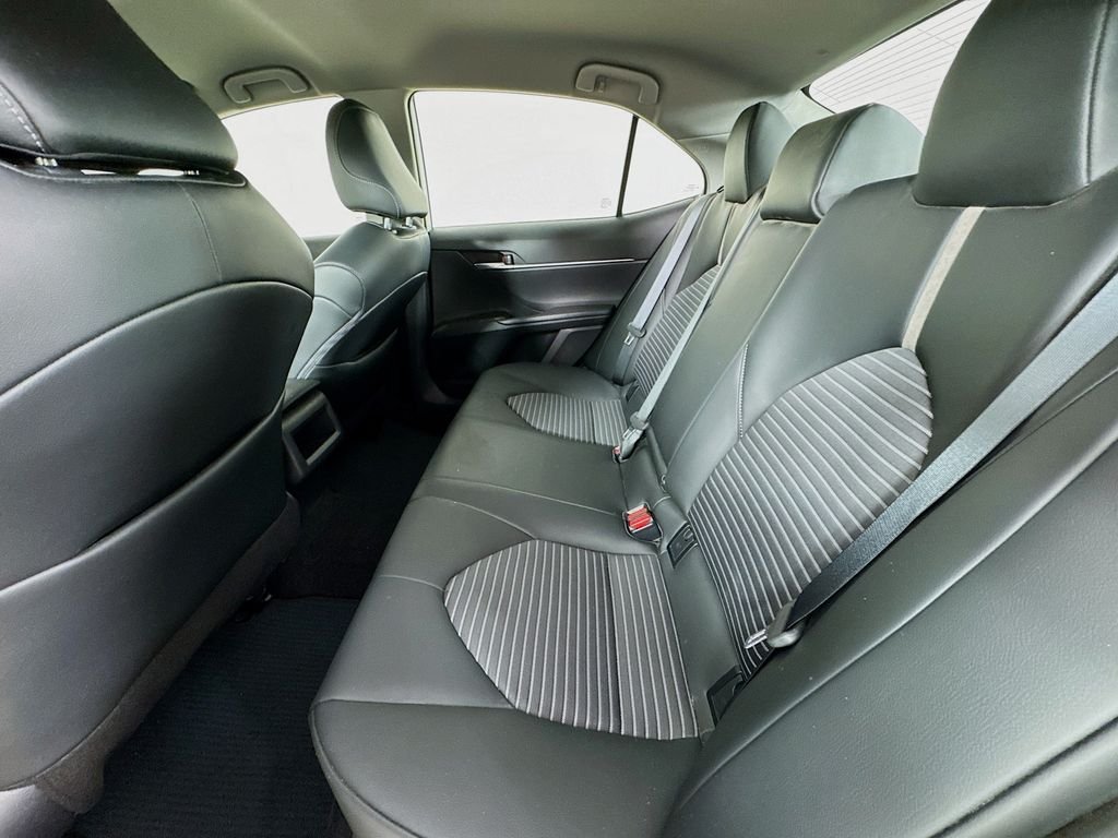 Used 2024 Ice Toyota SE image 28