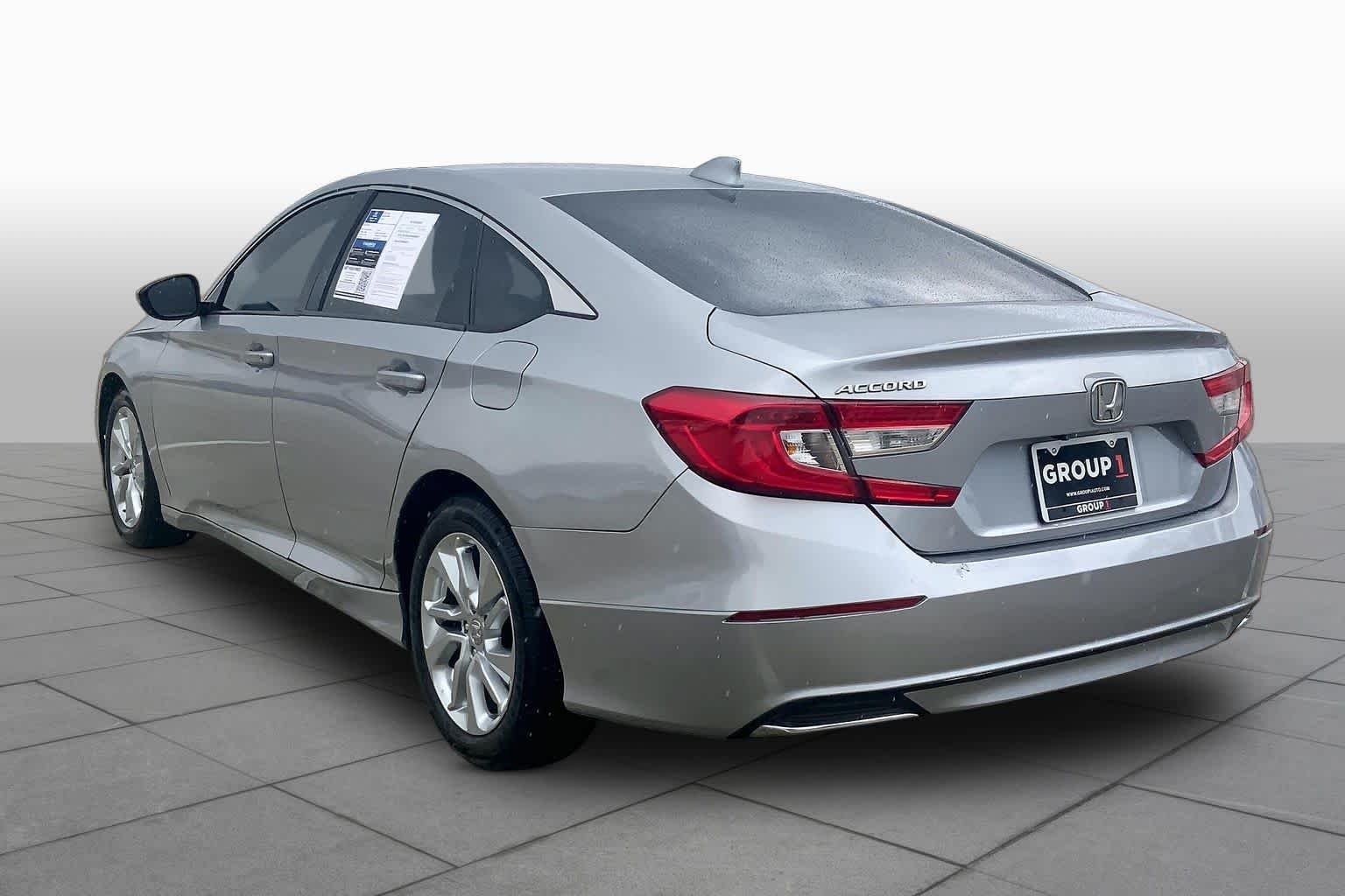Used 2018 Lunar Silver Metallic Honda LX 1.5T image 12