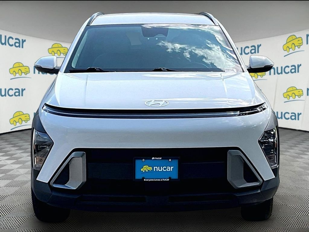 Used 2025 Atlas White Hyundai SEL image 2