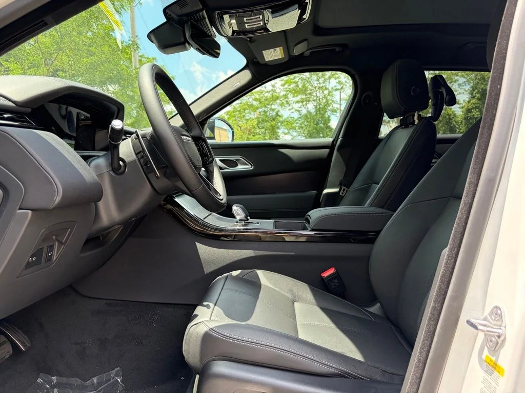 New 2026 White Land Rover  image 11