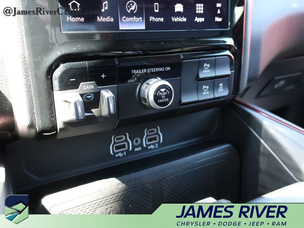 Used 2025 Silver Ram Rebel image 37