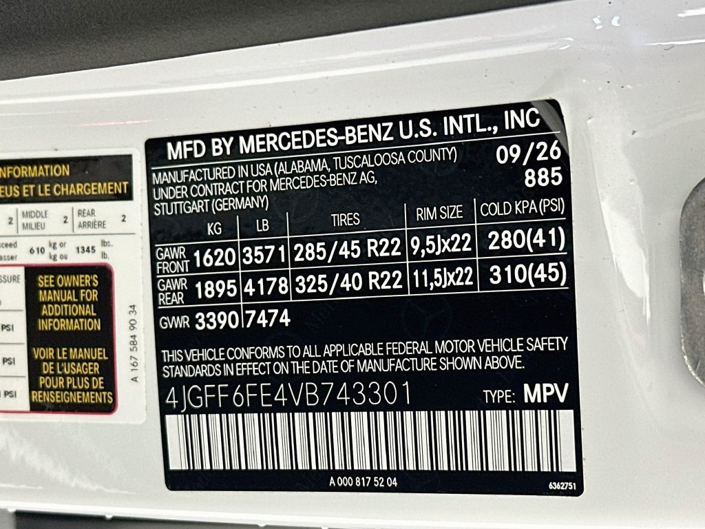 New 2027 MANUFAKTUR Moonlight White Metallic Mercedes-Benz GLS 450 image 70