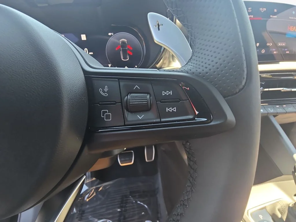New 2026 Alfa Black Exterior Paint Alfa Romeo Base image 18