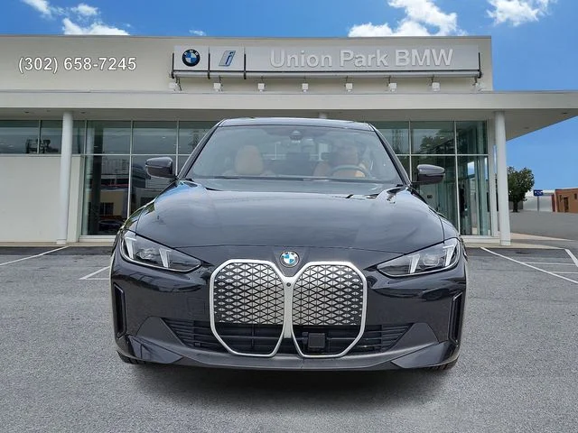 New 2026 Black Sapphire Metallic BMW xDrive40 image 2