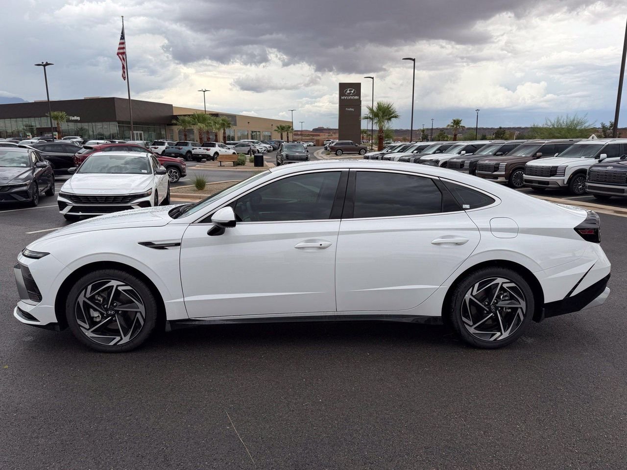 2026 Hyundai Sonata SEL - Photo 11