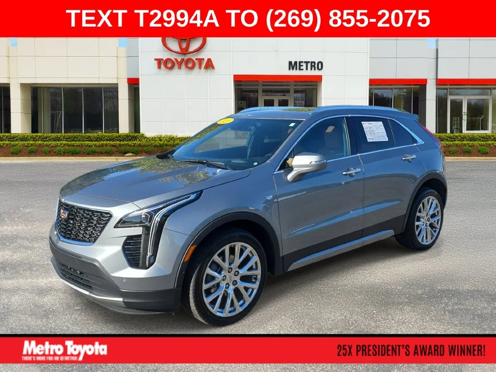 2023 Cadillac XT4 Premium Luxury