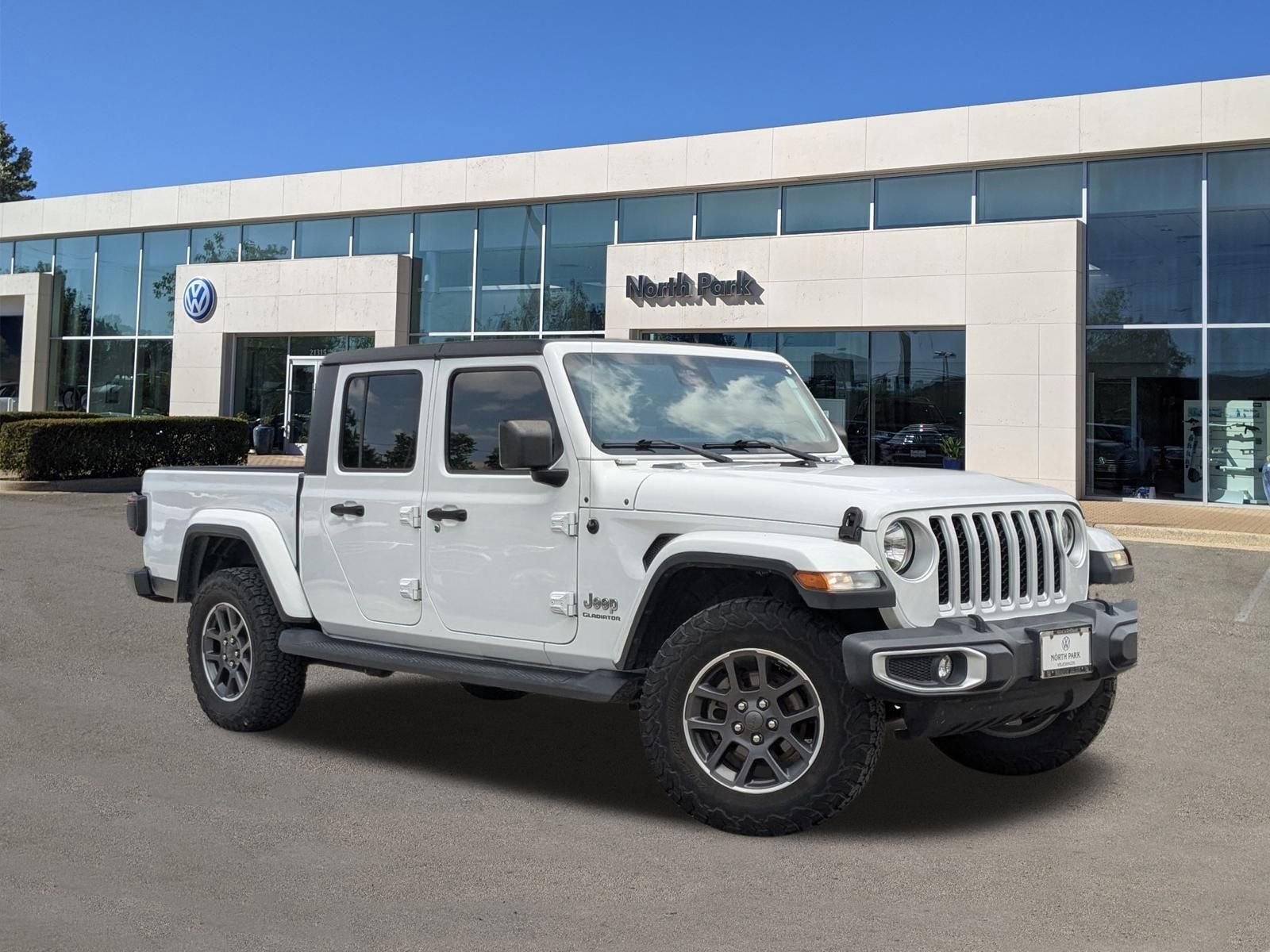 2020 Jeep Gladiator Overland's photo
