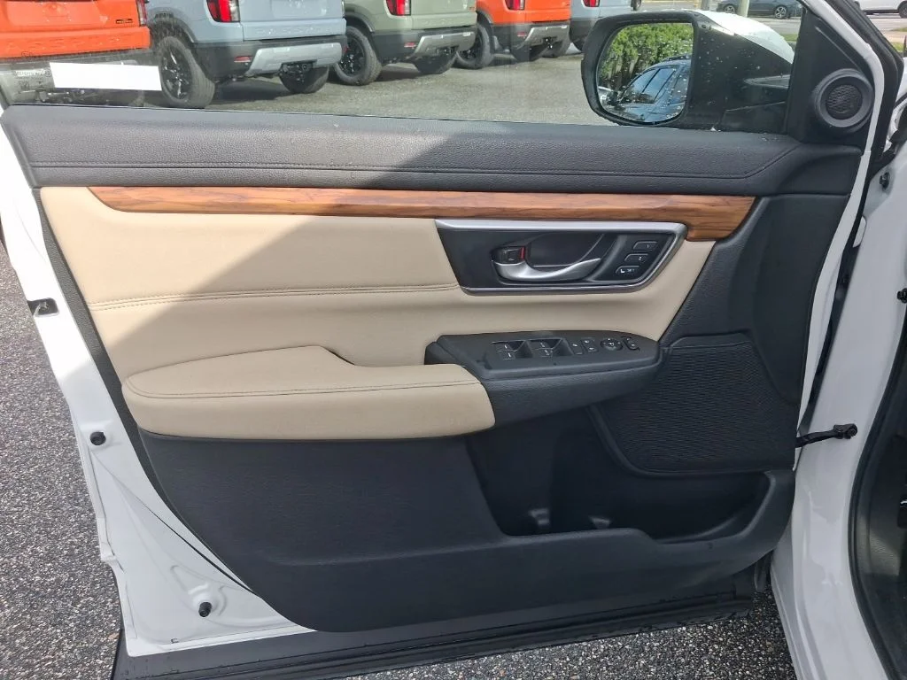Used 2019  Honda EX-L image 22
